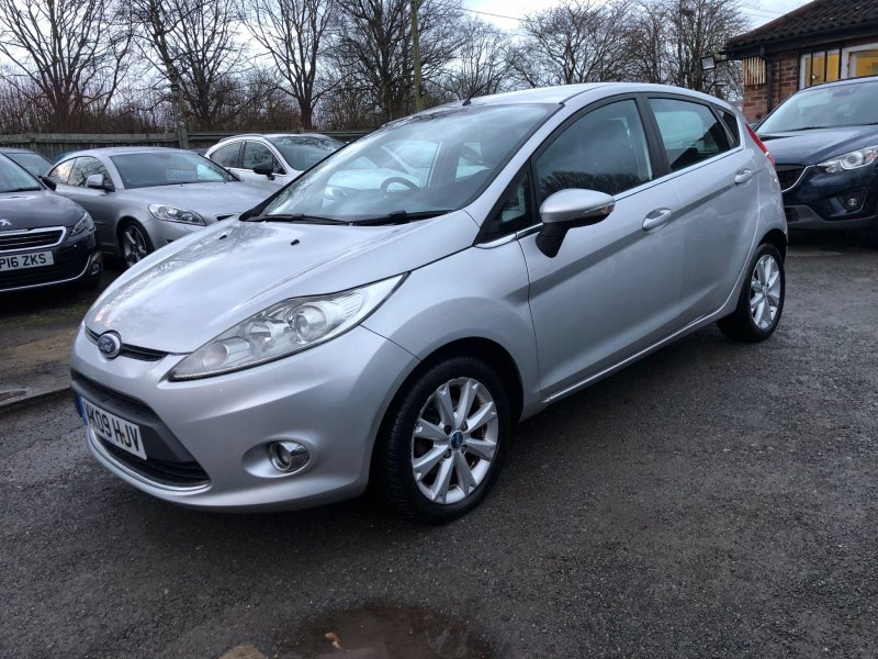 FORD FIESTA
