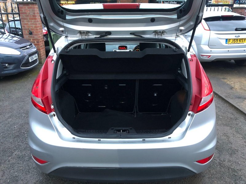 FORD FIESTA