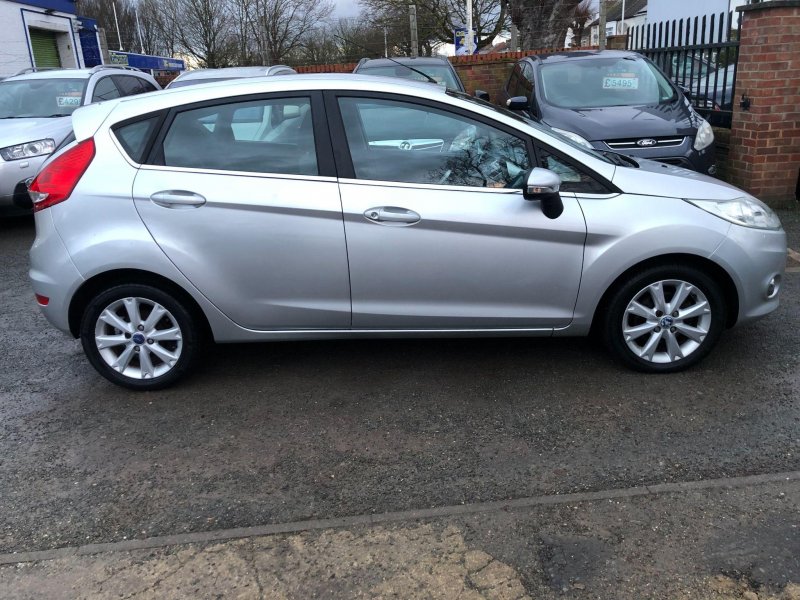View FORD FIESTA 1.4 TDCi Zetec 5dr