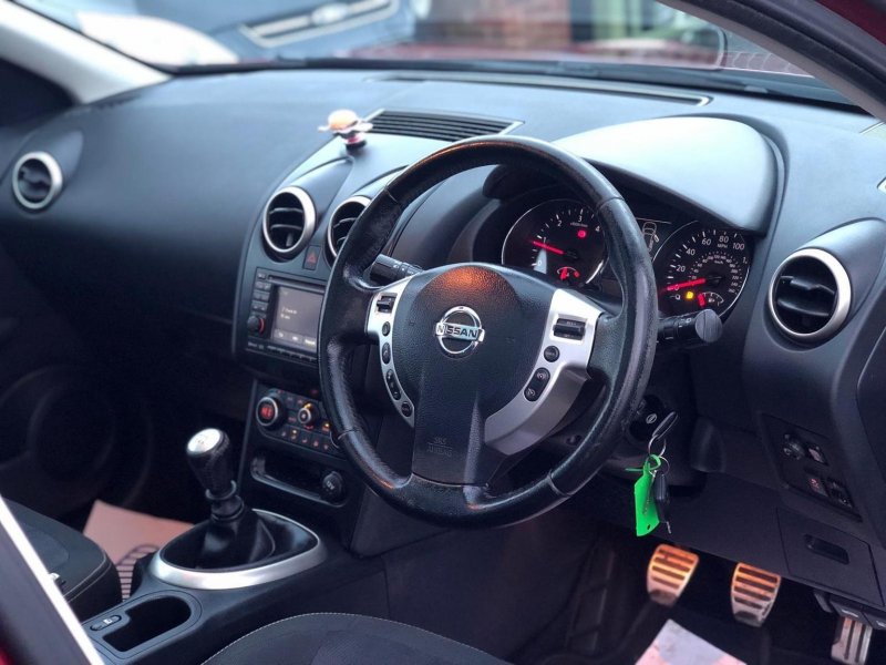 NISSAN QASHQAI