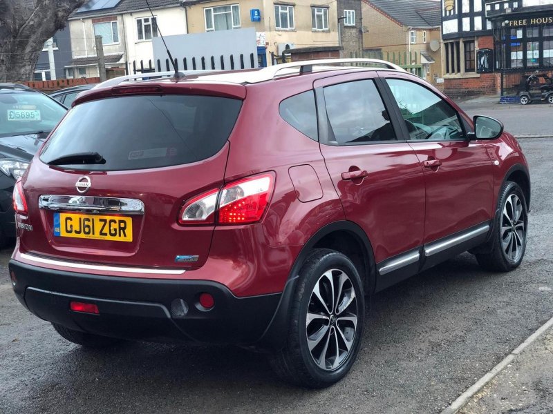 NISSAN QASHQAI