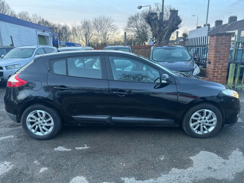 RENAULT MEGANE