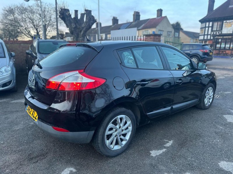 RENAULT MEGANE