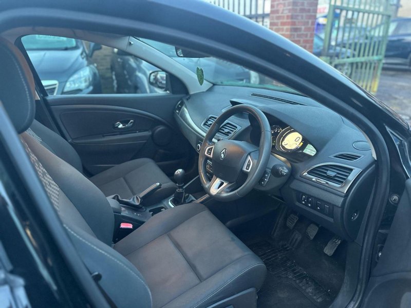 RENAULT MEGANE