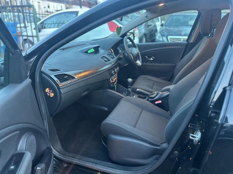 RENAULT MEGANE