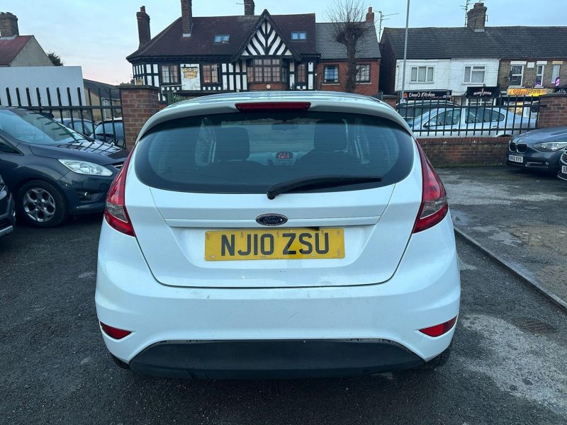 FORD FIESTA VAN