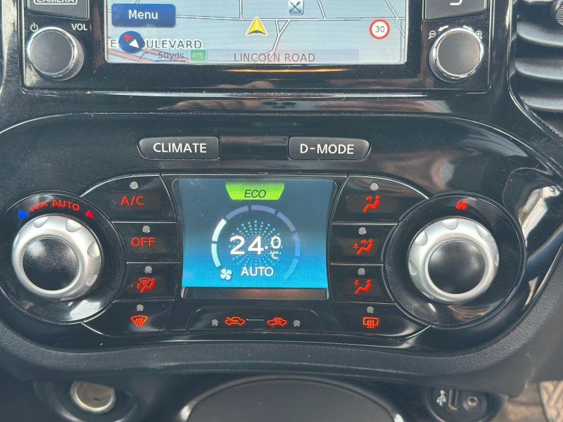NISSAN JUKE
