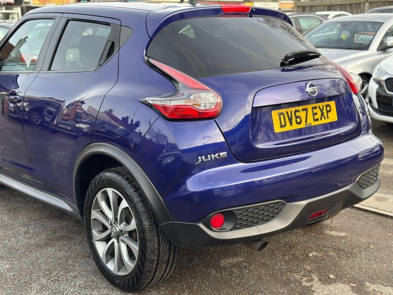 NISSAN JUKE