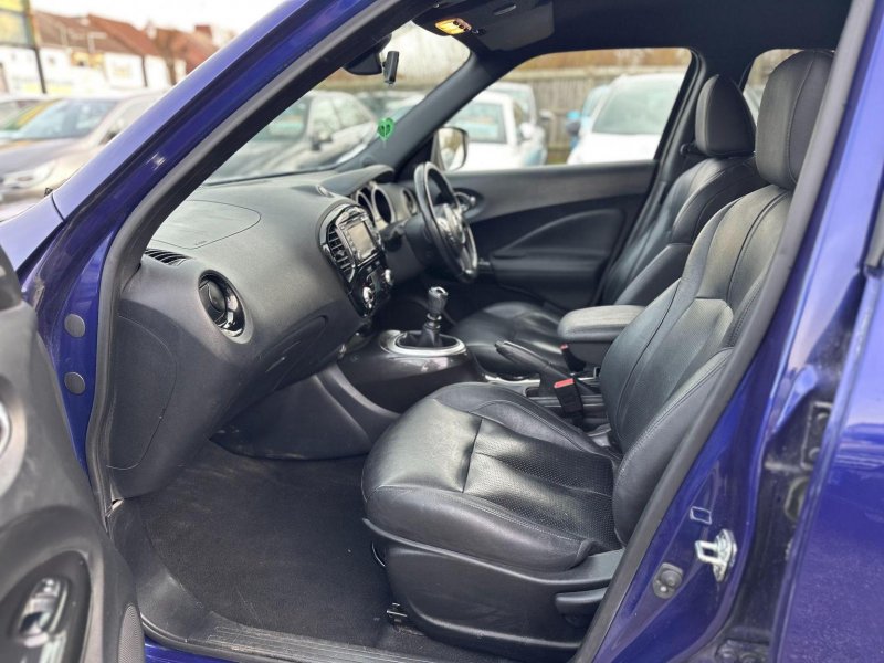 NISSAN JUKE