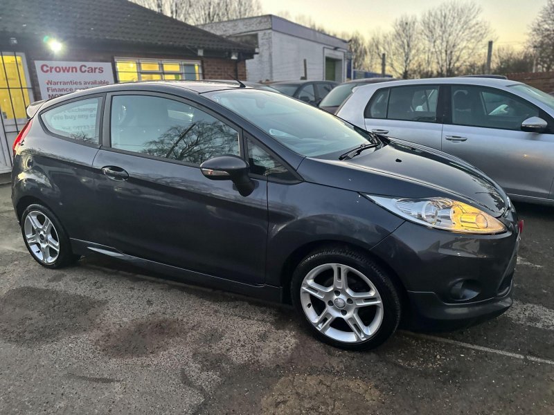 FORD FIESTA