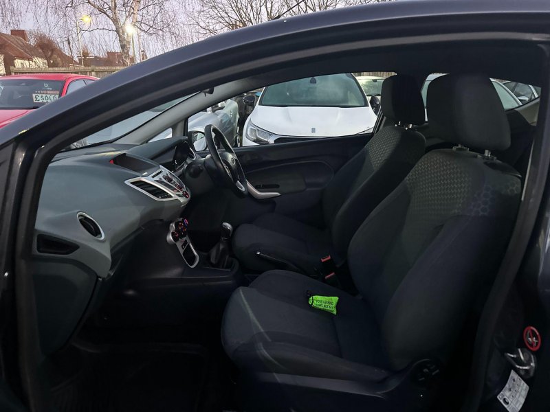 FORD FIESTA
