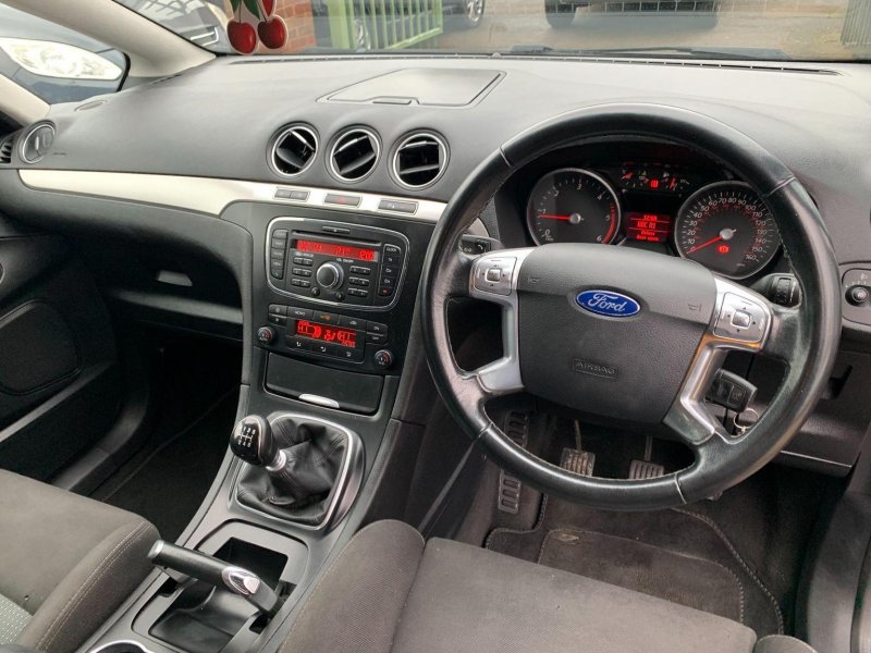 FORD S-MAX