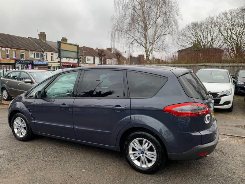 FORD S-MAX