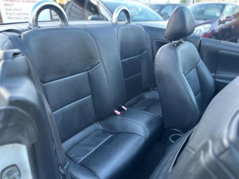 PEUGEOT 207 CC