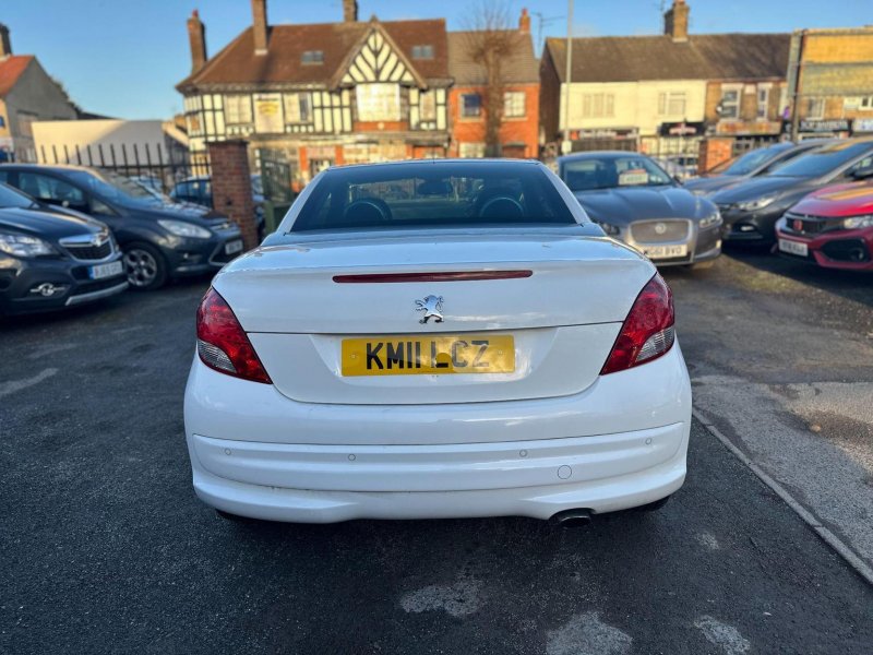 PEUGEOT 207 CC