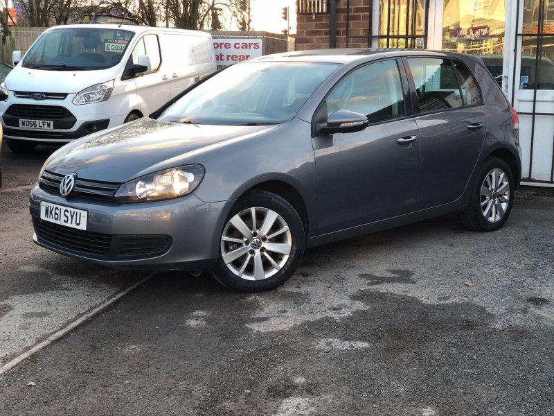 View VOLKSWAGEN GOLF 1.6 TDI Match Euro 5 5dr