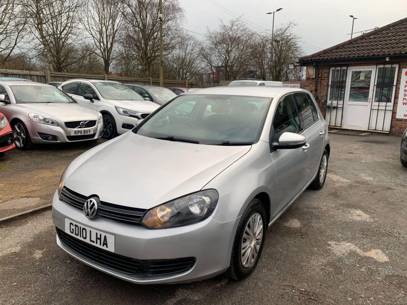 View VOLKSWAGEN GOLF 1.2 TSI S Euro 5 5dr