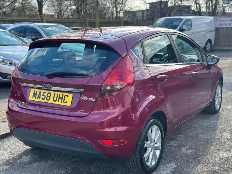FORD FIESTA