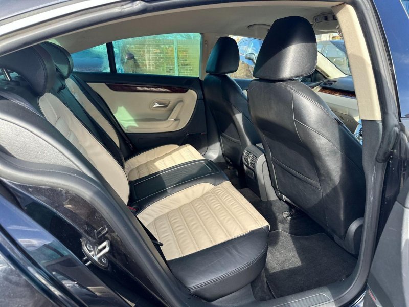 VOLKSWAGEN CC