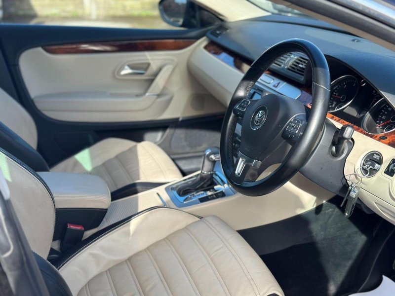 VOLKSWAGEN CC