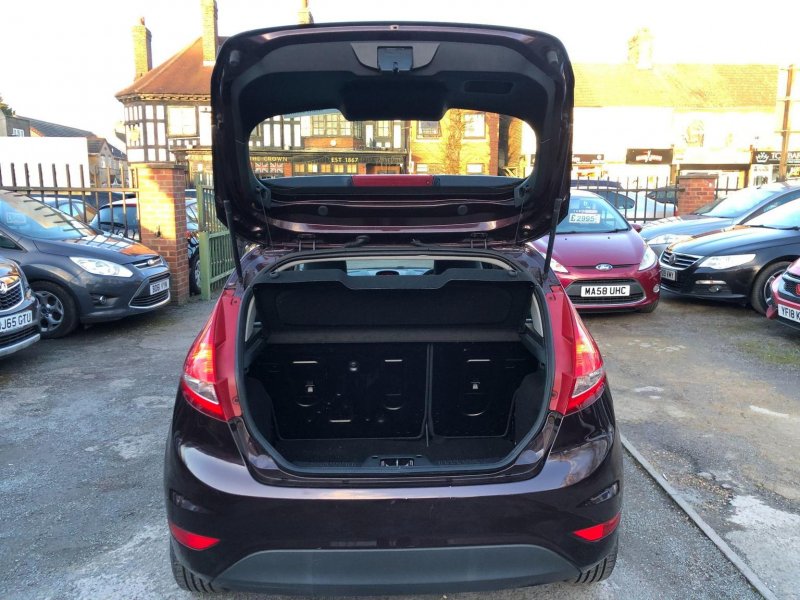 FORD FIESTA