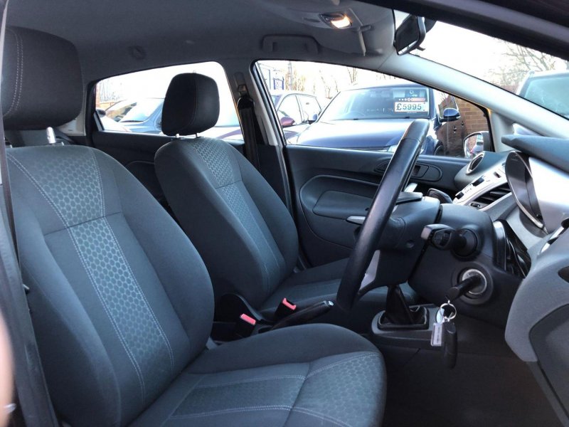 FORD FIESTA