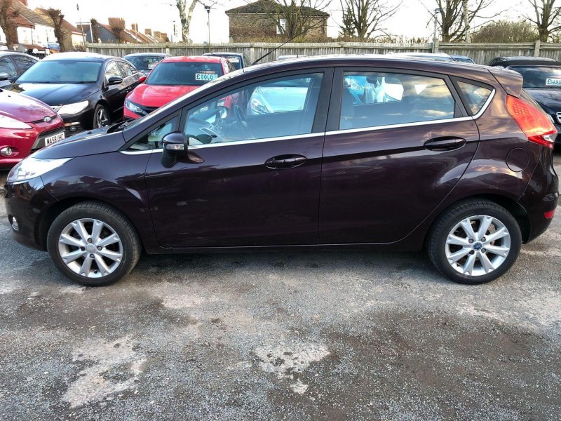 FORD FIESTA