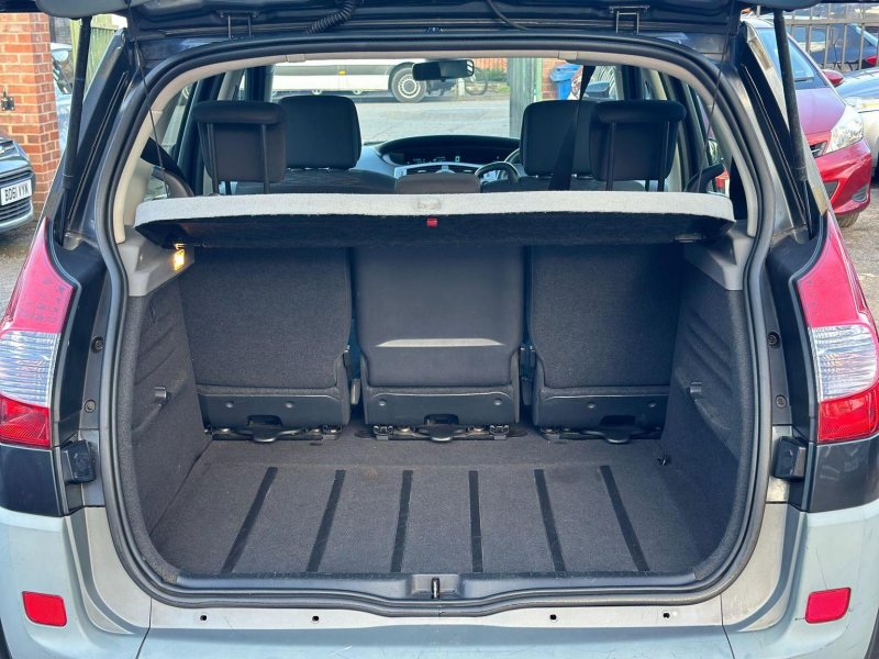 RENAULT SCENIC