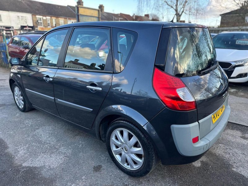RENAULT SCENIC