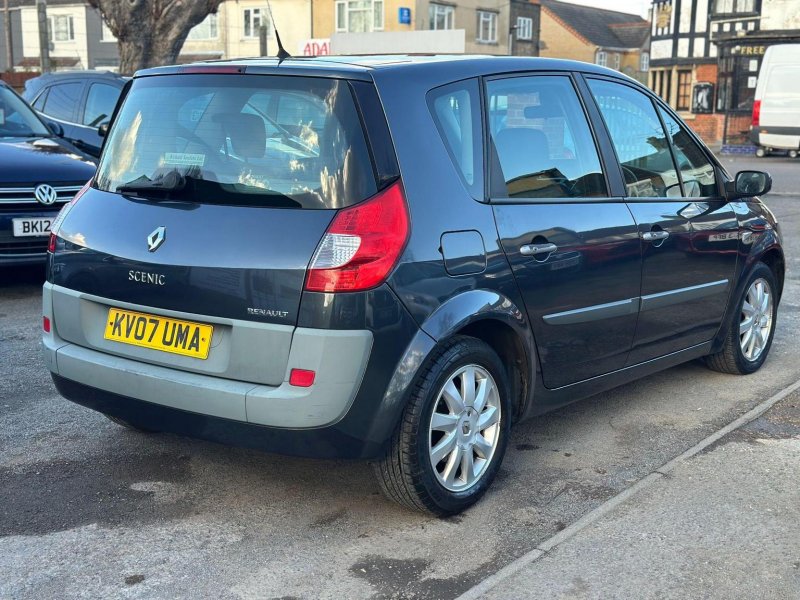 RENAULT SCENIC