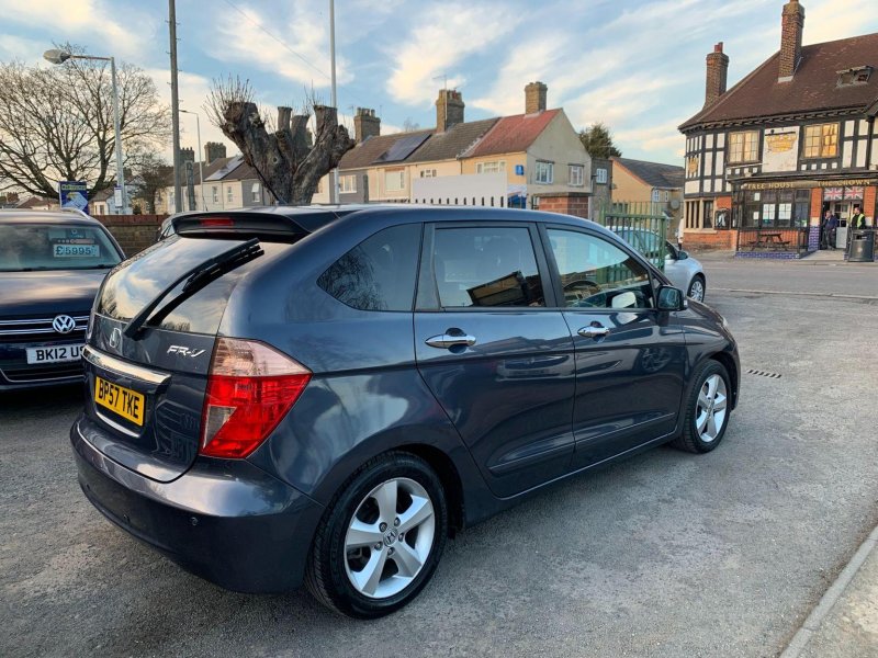 HONDA FR-V