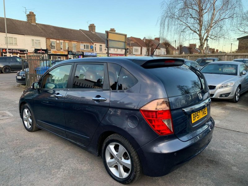 HONDA FR-V