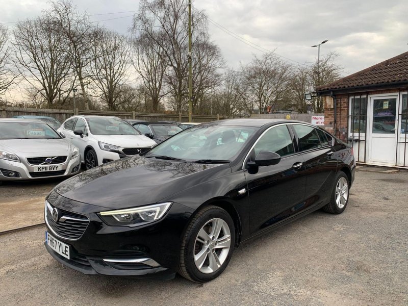 VAUXHALL INSIGNIA