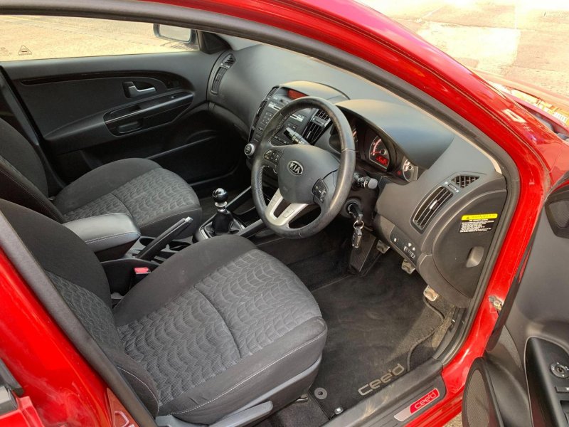 KIA CEED