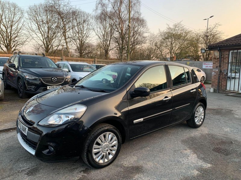 RENAULT CLIO