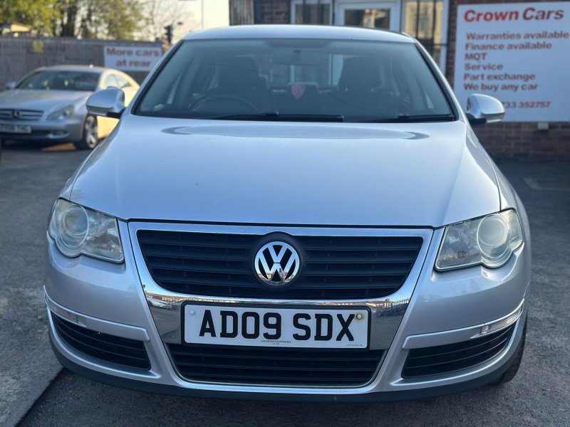 View VOLKSWAGEN PASSAT 2.0 TDI Highline Euro 5 4dr