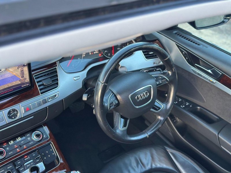 View AUDI A8 3.0 TDI V6 SE Executive Tiptronic quattro Euro 5 (s/s) 4dr LWB