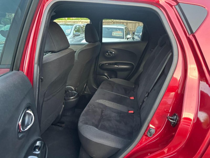 NISSAN JUKE