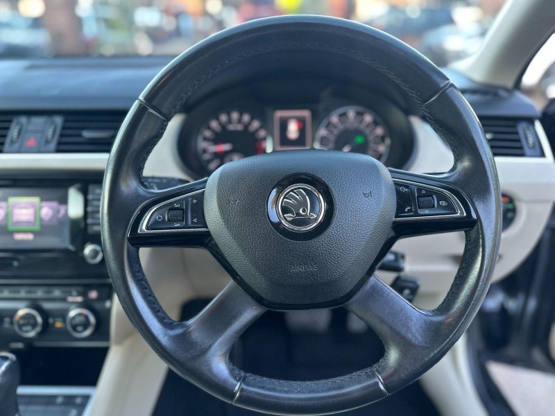 SKODA OCTAVIA