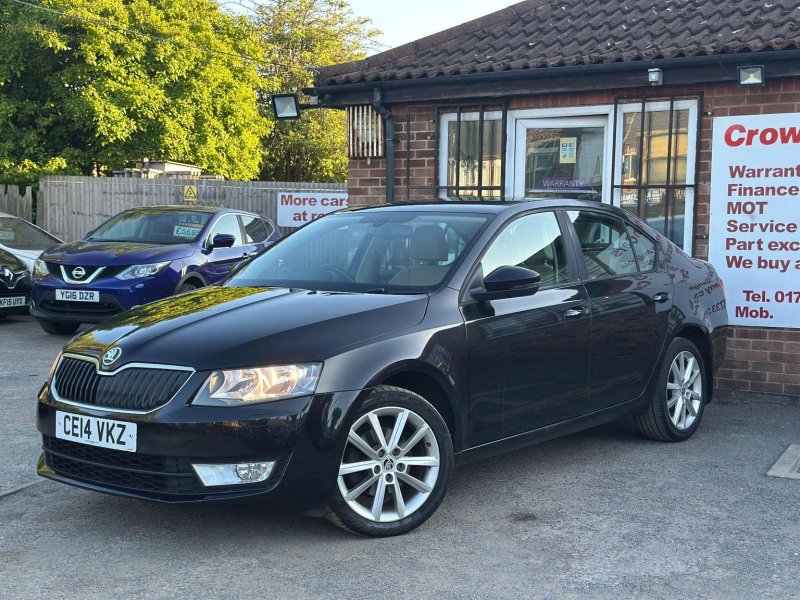 View SKODA OCTAVIA 2.0 TDI Elegance DSG Euro 5 (s/s) 5dr