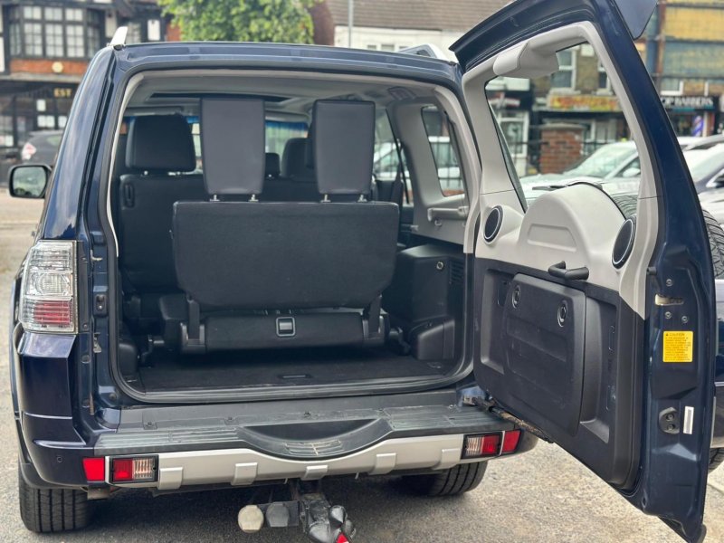 MITSUBISHI SHOGUN