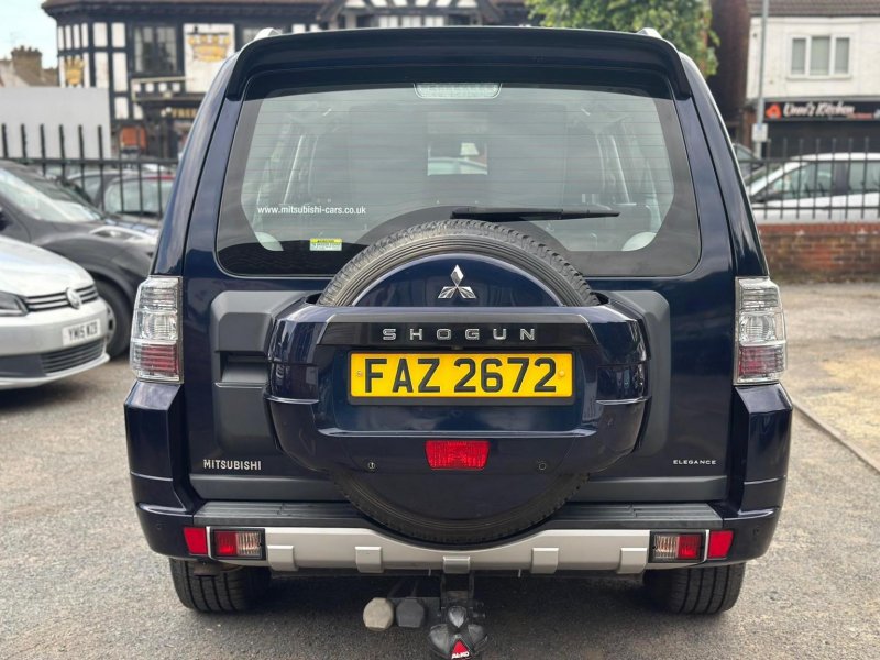 MITSUBISHI SHOGUN