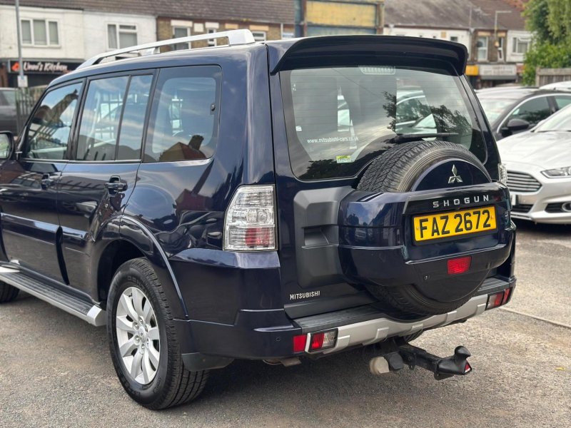 MITSUBISHI SHOGUN