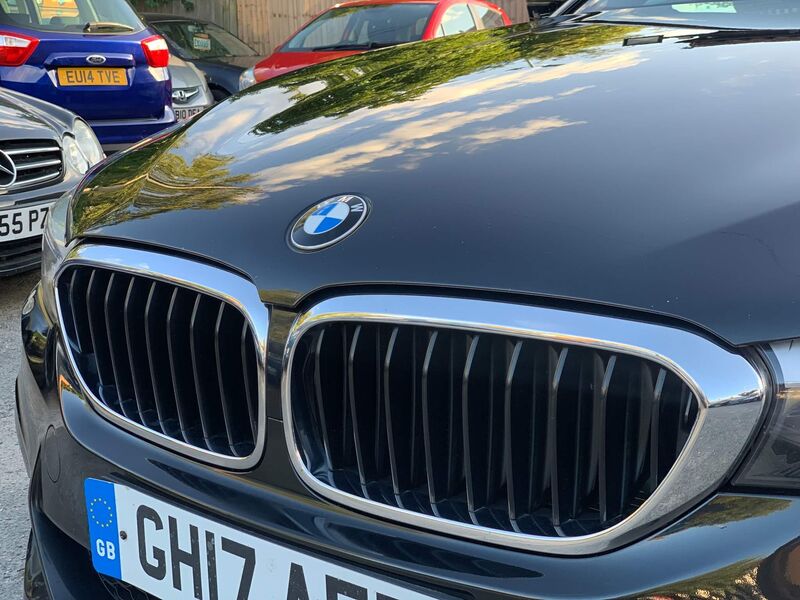 View BMW 5 SERIES 3.0 530d M Sport Touring Auto xDrive Euro 6 (s/s) 5dr